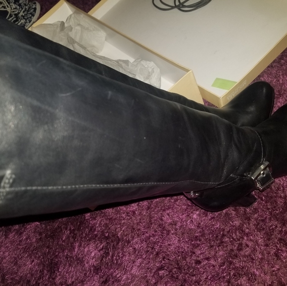 Knee high boot - Picture 8 of 11